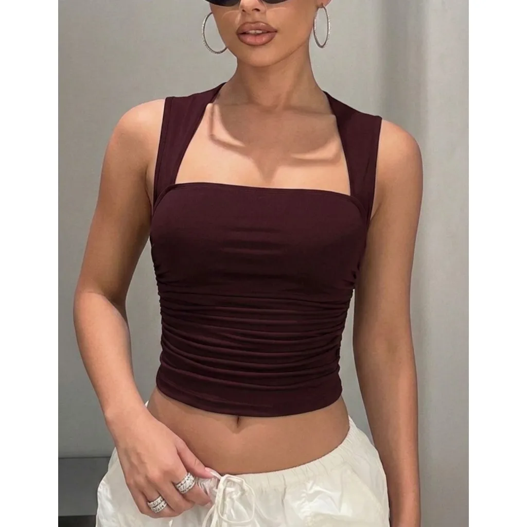 Blusa feminina regata de corte justo