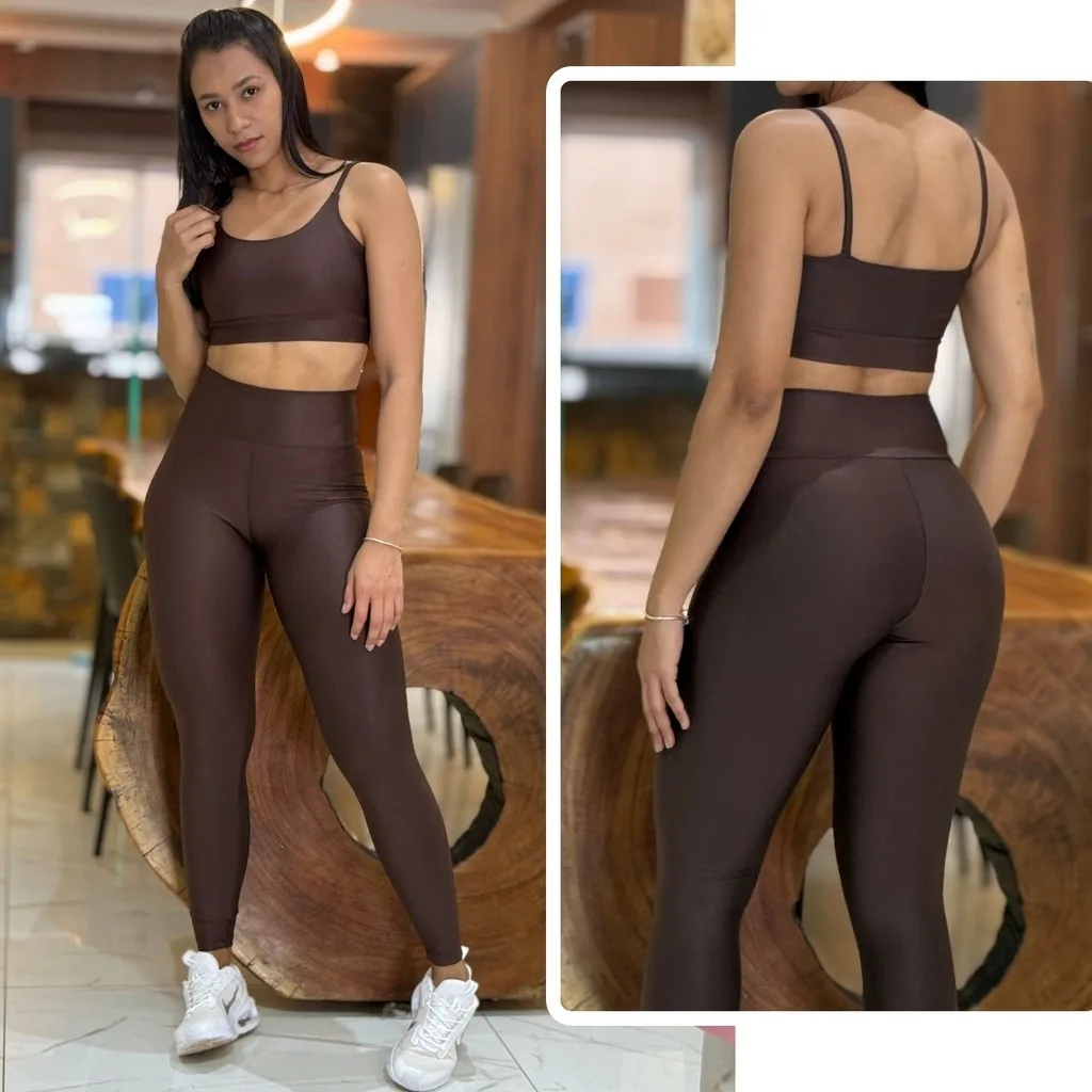 Conjunto feminino de academia com legging e top