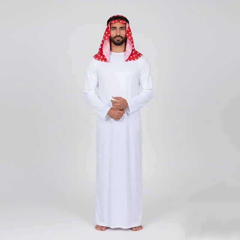 Traje árabe masculino com lenço keffiyeh