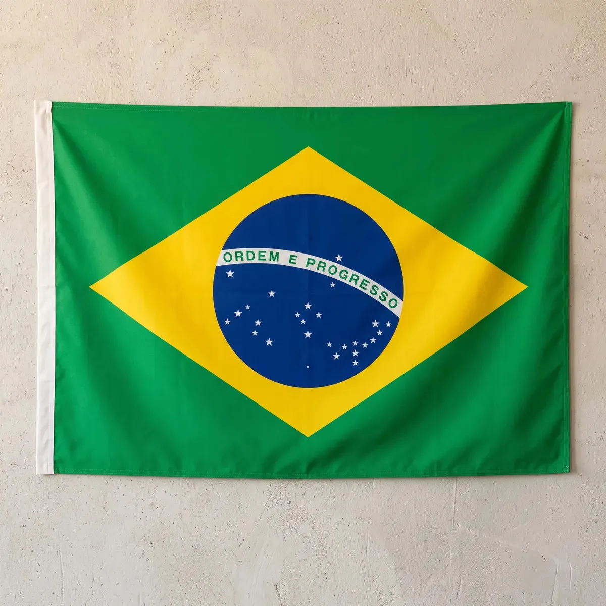Bandeira do Brasil reforçada de poliéster 1,8 x 2,7 m