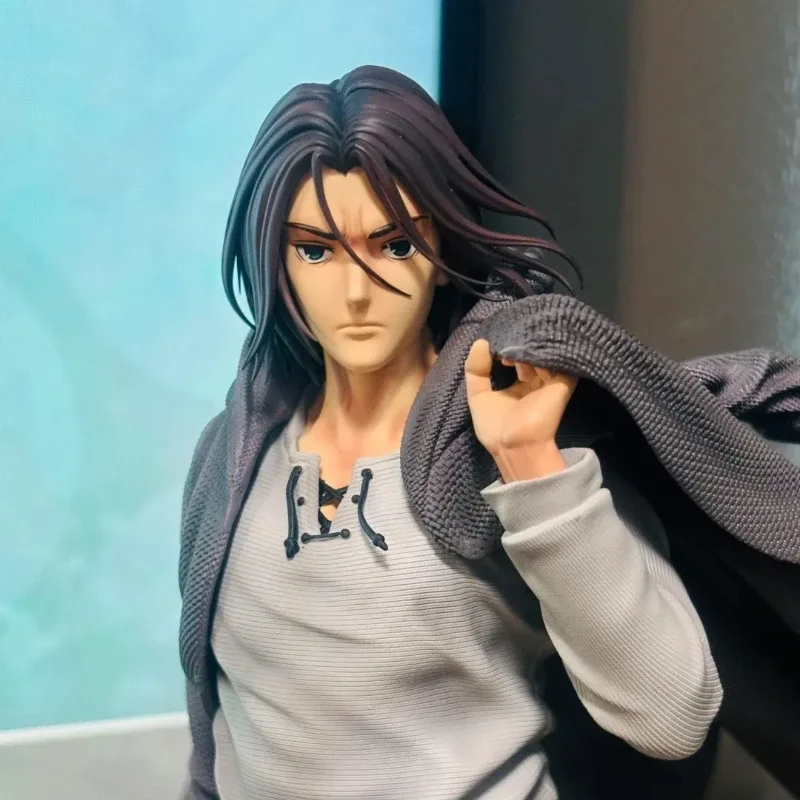 Figura Eren Jaeger de Ataque dos Titãs com 30 cm