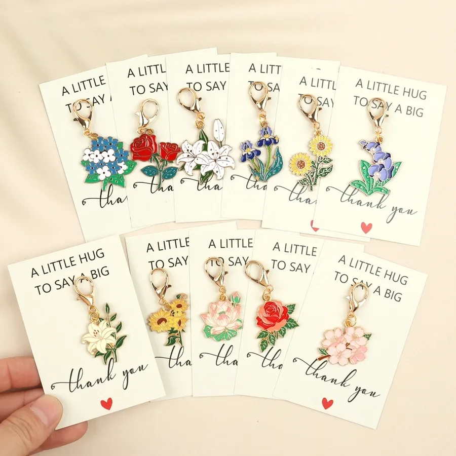 Conjunto de 11 chaveiros florais para festas