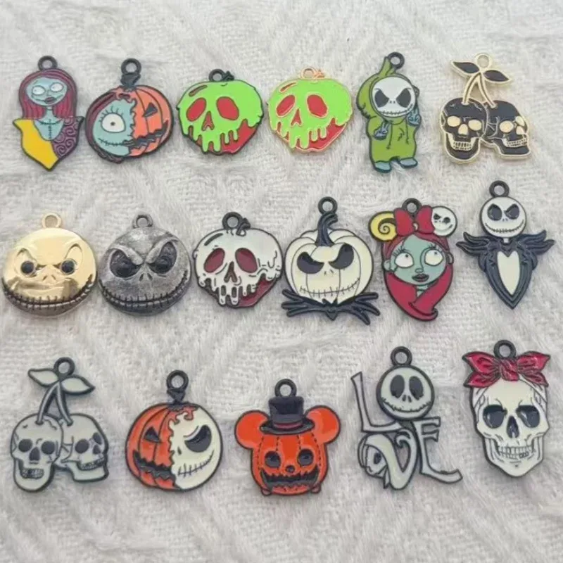 Kit com 10 pingentes metálicos para acessórios