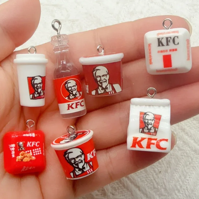 Kit com 10 chaveiros de resina decorativos