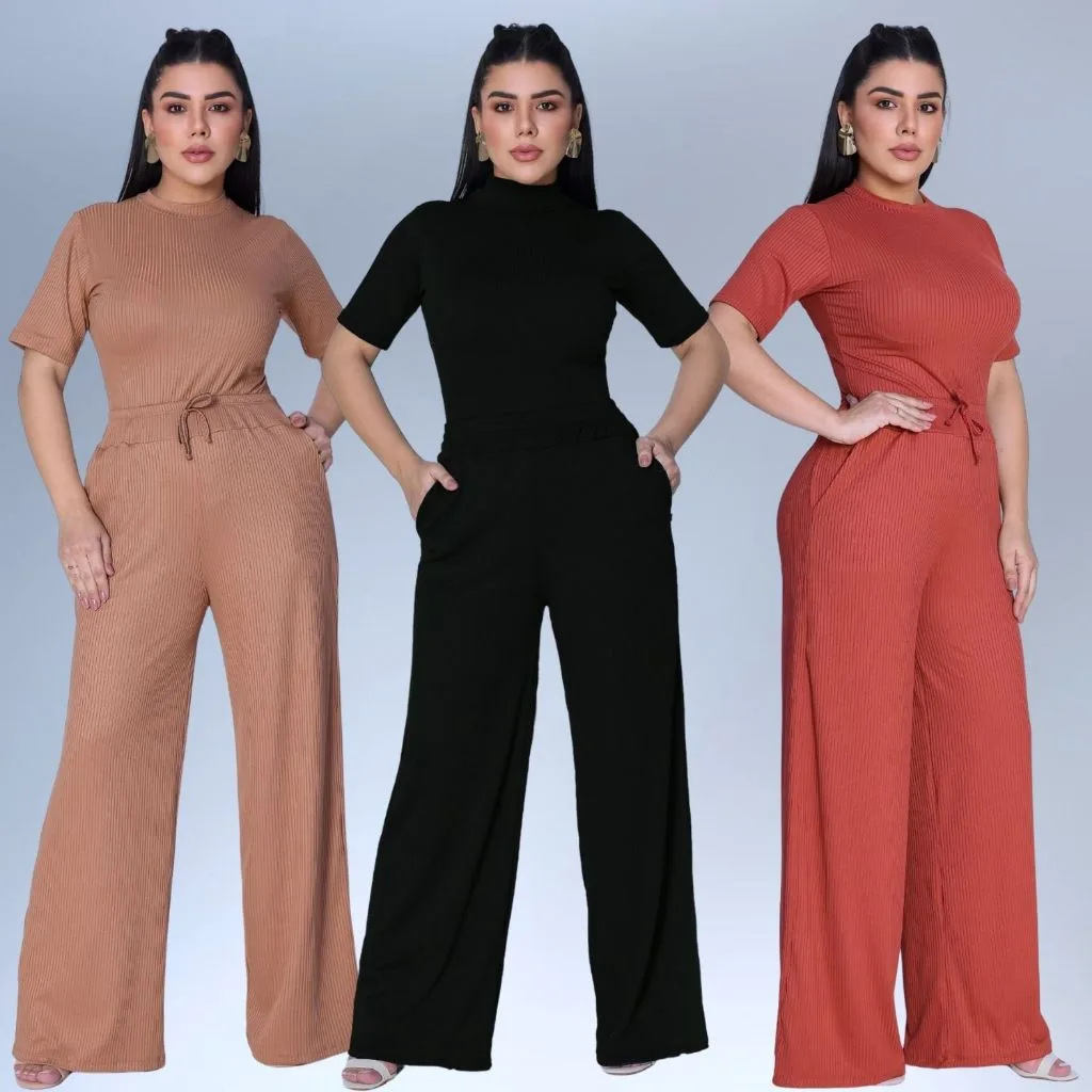 Conjunto feminino com blusa e calça pantalona