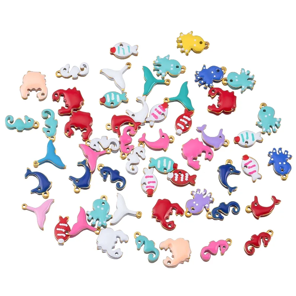 Conjunto com 20 pingentes marinhos